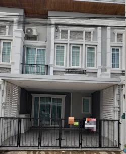 ทาวน์เฮ้าส์ โกลเด้น ทาวน์ 3 บางนา-สวนหลวง 4Bedroom3Bathroom 3790000 THB ใกล้กับ - NEW กรุงเทพ