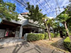 ขายโฮมออฟฟิศ คลินิค ติดถนนเลียบด่วนเอกมัย- รามอินทรา / ลาดพร้าว 73 ขนาดที่ดิน: 132.4 ตร.วา