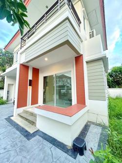 พรอมานาด MRT คู้บอน 2 กม.ฟังก์ชั่น 3 นอน 2 น้ำ แฟชั่นไอส์แลนด์ 900 ม. 54 ตร.วา. 216 ตร.ม.บ้านเดี่ยว 2 ชั้น พร้อมเฟอร์ฯ ทำเลรามอินทรา