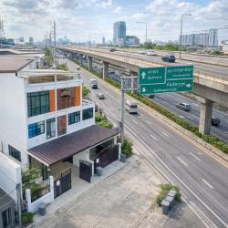 กัลปพฤกษ์ สาทร เช่าทาวน์โฮม 3 ชั้นหลังมุม 3 นอน ตลาดสำเพ็ง2 3 น้ำ MRT หลักสอง 1 กม.  ใกล้ เดอะมอลล์ บางแค 900 ม.  22 ตร.ว. 220 ตร.ม.