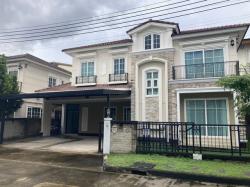 ให้เช่าบ้านเดี่ยว4ห้องนอน  ซอยนวมินทร์ 24 หมู่บ้านแกรนดิโอ ใกล้เดอะมอลลบางกะปิ ใกล้ช็อคโกแล็ตวิลล์ เกษตร-นวมินทร์ 