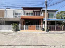 ขายทาวน์โฮม เดอะทรัสต์ ทาวน์ ราชพฤกษ์ - รัตนาธิเบศร์  ตกแต่งพร้อมอยู่