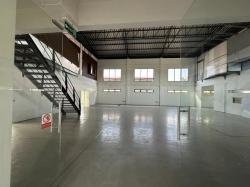 ให้เช่าโกดังซอยปุณวิถี 29 พร้อมสำนักงาน 4ชั้น เนื้อที่ 250 ตร.ว. พื้นที่ใช้สอย1,000 ตร..ม. สุขุมวิท 101 ปากซอยติดทางขึ้นรถไฟฟ้า BTS ปุณณวิถี