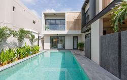 #โซนกาดฝรั่ง #หางดง ราคาเริ่มต้นที่ 8.69 ล้าน (ไม่รวมเฟอร์ฯ) บ้านสร้างใหม่ 2 ชั้น #สไตล์โมเดิร์น ทำเลศักยภาพ สัมผัสชีวิตทันสมัยอย่างมีระดับ