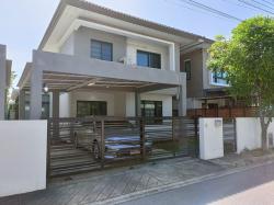 ขายด่วน! บ้านเดี่ยว อารียา โคโม่ บางนา 160 ตร.ม. สมุทรปราการ