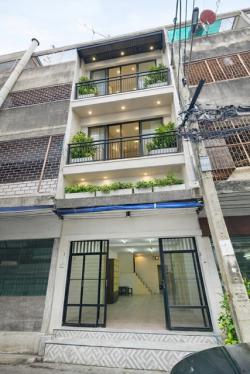 ใกล้คอนโด10,000 Units BTSสะพานควาย 800ม. อาคารพาณิชย์ 3นอน 2น้ำ BigCสะพานควาย 800ม. ประดิพัทธ์ 