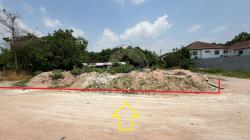 ที่ดิน 130 ตารางวา ซอยศรีราชา - หนองค้อ 25 ศรีราชา ชลบุรี ขายด่วน ที่ดินราคาพิเศษ ถมแล้ว พร้อมใช้งานทันที  สนใจรีบทักก่อนพลาด