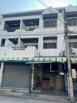 อาคารพาณิชย์ 3 ชั้น ทำเลทอง โครงสร้างแข็งแรงมาก ช้างเผือก