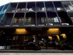 ให้เช่าอาคารพาณิชย์ 3 ชั้น 2 คูหา (ติดกัน) 200 ตร.ม. ถนนลาดพร้าว ใกล้ MRT พหลโยธิน