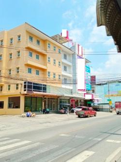 อาคาร4.5 ชั้น 4 นอน 4 น้ำ ราชพฤกษ์-สวนผัก เซนทรัลเวสวิวล์ 1.3กม.  22 ตร.วา. 370 ตร.ม ใกล้รร.วัดตลิ่งชัน 1.6 กม. บรมราชชนนี 