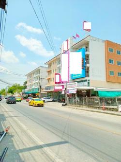 ราชพฤกษ์-สวนผัก 4 น้ำ 22ตร.วา. 370ตร.ม ใกล้รร.วัดตลิ่งชัน 1.6 กม. บรมราชชนนี เซนทรัลเวสวิวล์ 1.3กม. อาคาร4.5 ชั้น 4 นอน 