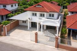 นวมินทร์111 โพธิ์แก้ว 64ตร.ว.ประเสริฐมนูกิจ40-44 บ้านใหญ่มาก 3-4นอน 3-4คัน 256ตร.ม.  ตลาดปัฐวิกรณ์ 900ม.  DIY Chocolate Ville 1.74กม. 