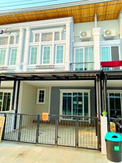 สาทร-กัลปพฤกษ์  ทาวน์เฮ้าส์ 2 ชั้น 3นอน ใกล้ MRTบางหว้า 1กม.  3น้ำ  20ตร.ว. 160ตร.ม.ใกล้ตลาดบางหว้า 900 ม.ฟังก์ชันครบ เครื่องใช้ไฟฟ้าครบ 