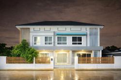 โลตัส ประชาสามัคคี 3 นอน 2 น้ำ 35 ตร.ว. ประชาอุทิศ90 บ้านคลองสวน  800 ม.140 ตร.ม. บ้านแฝด 2 ชั้น   