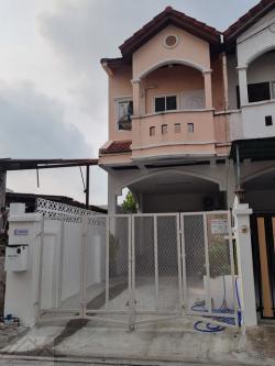 ให้เช่าทาวน์โฮม 4 ชั้น รวมดาดฟ้า 3 ห้องนอน ประชาราษฎร์บำเพ็ญ 26 ห้วยขวาง ใกล้ MRT ห้วยขวาง