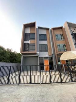 ขายโฮมออฟฟิศ 3 ชั้น 91.4 ตร.ว. หลังมุม พร้อมโกดัง ซอยกัตนา บางใหญ่ นนทบุรี